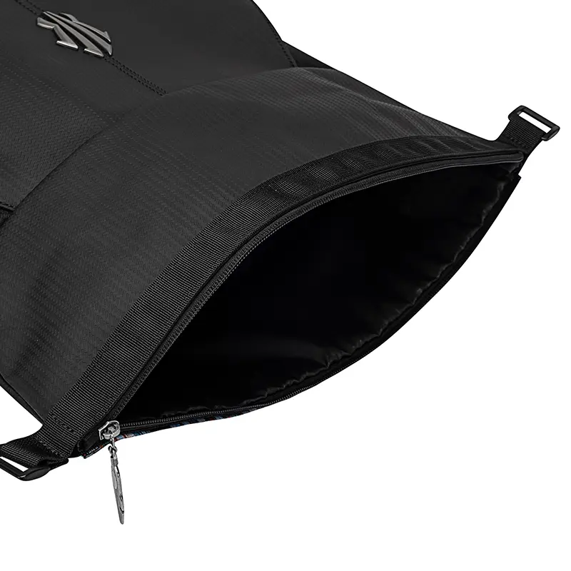 892541152-1 (4).webp