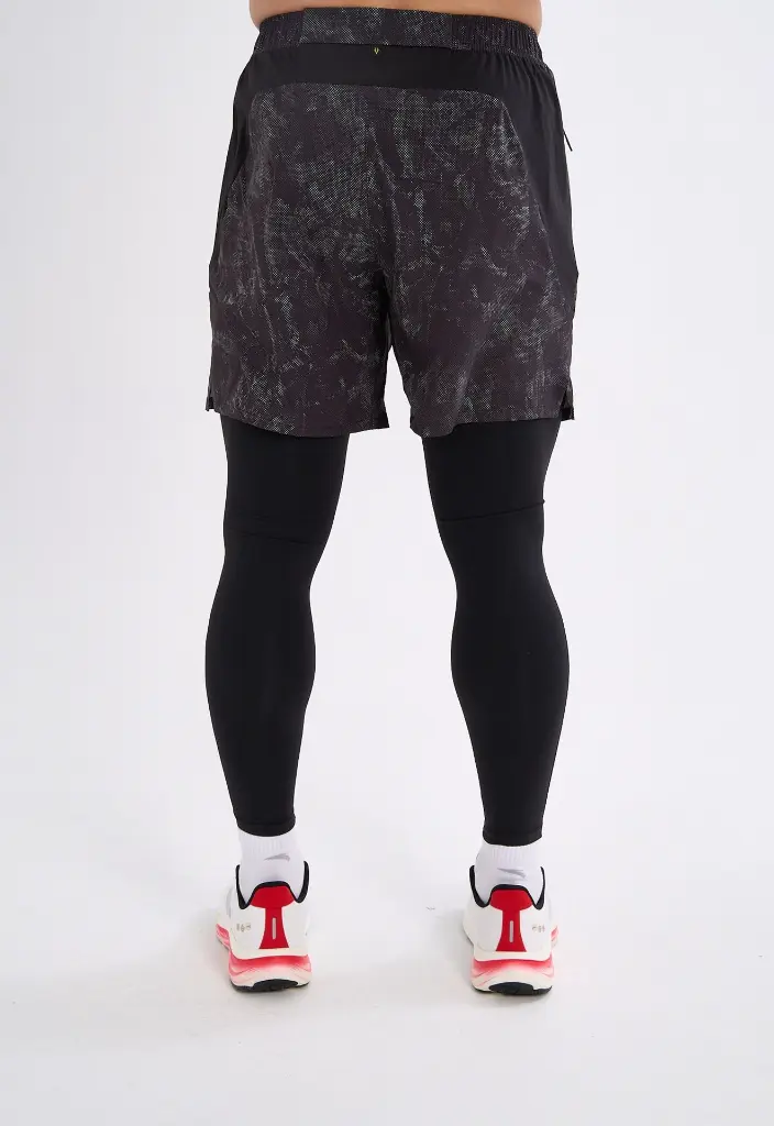 852615502-1 (5).webp